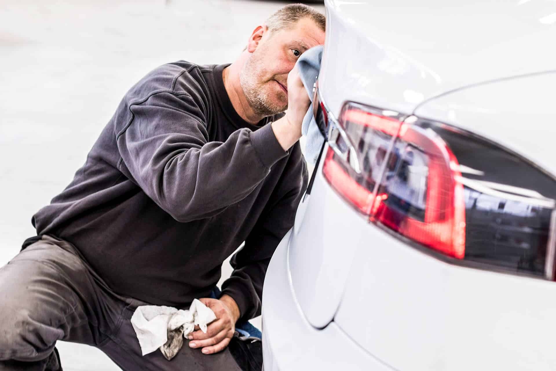 Reparation af buler i bilen